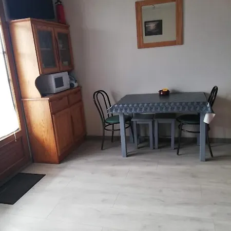 Courseulla Appartement *
